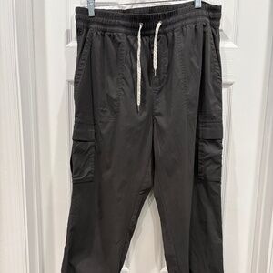 Vuori Womens Birch Jogger in Vintage Black X-Large